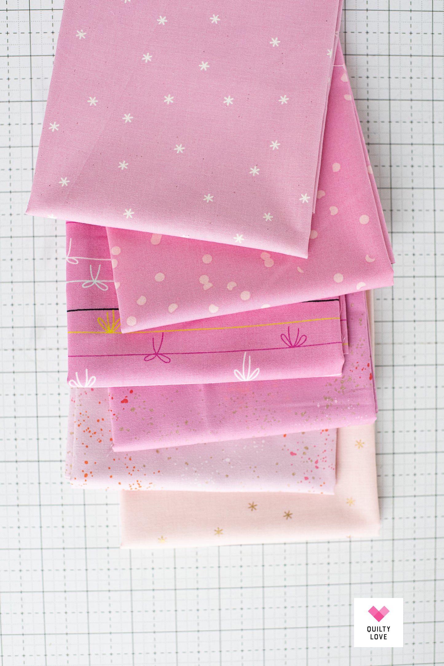Ruby Star Pinks (5) - 6 Fat Quarter Bundle