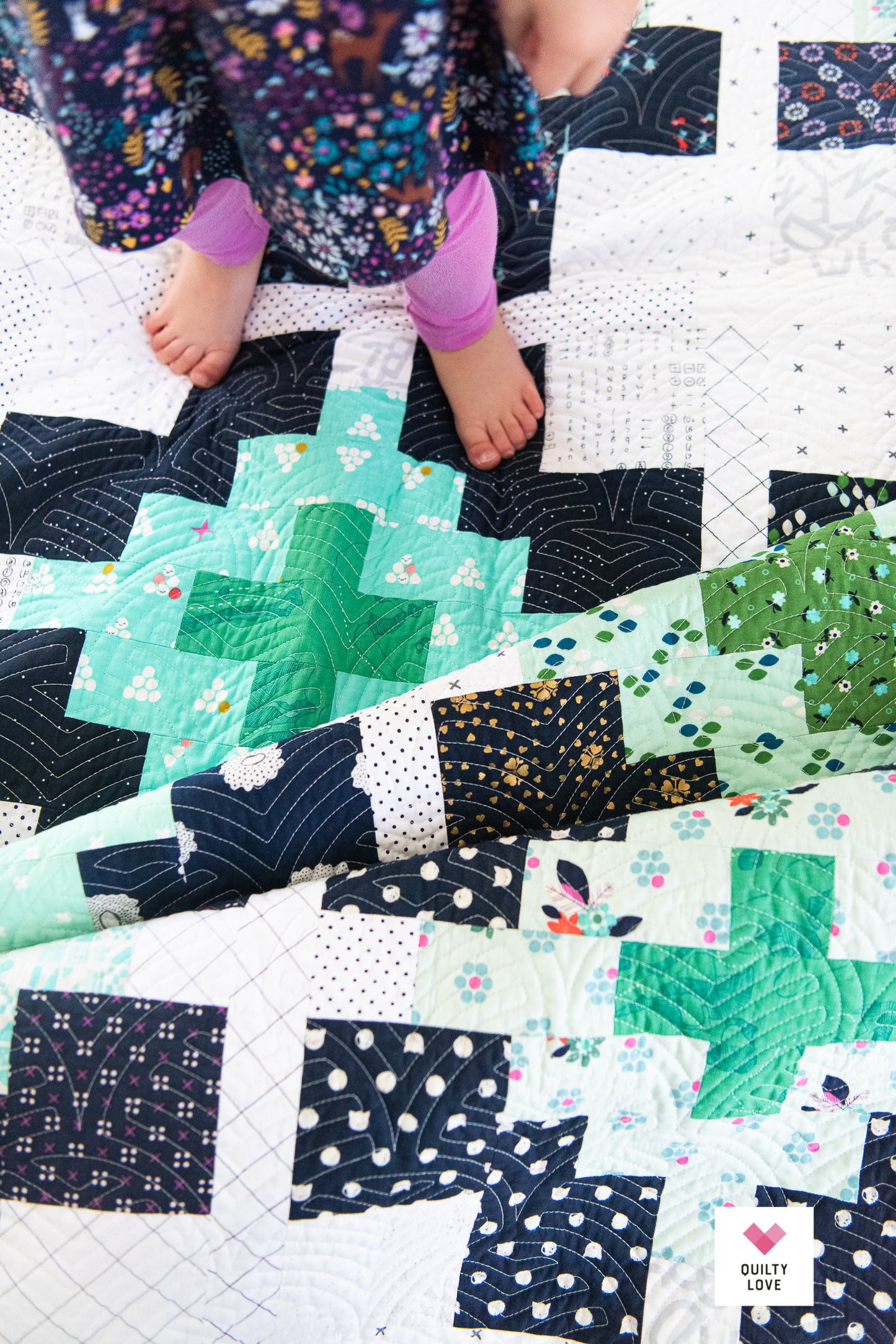 Glowing PDF Quilt Pattern-Automatic Download
