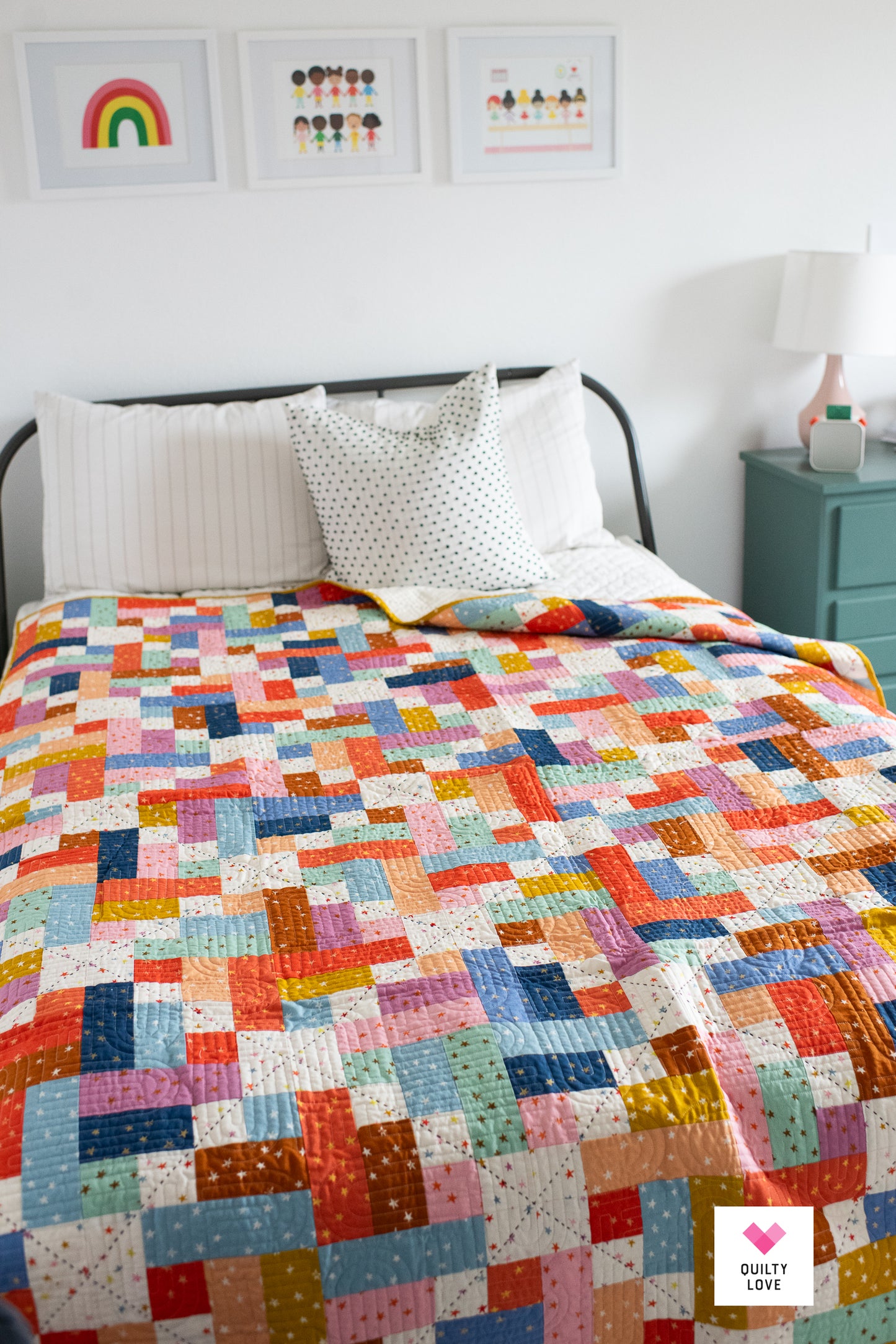 Scrappy Gems Starry handmade quilt