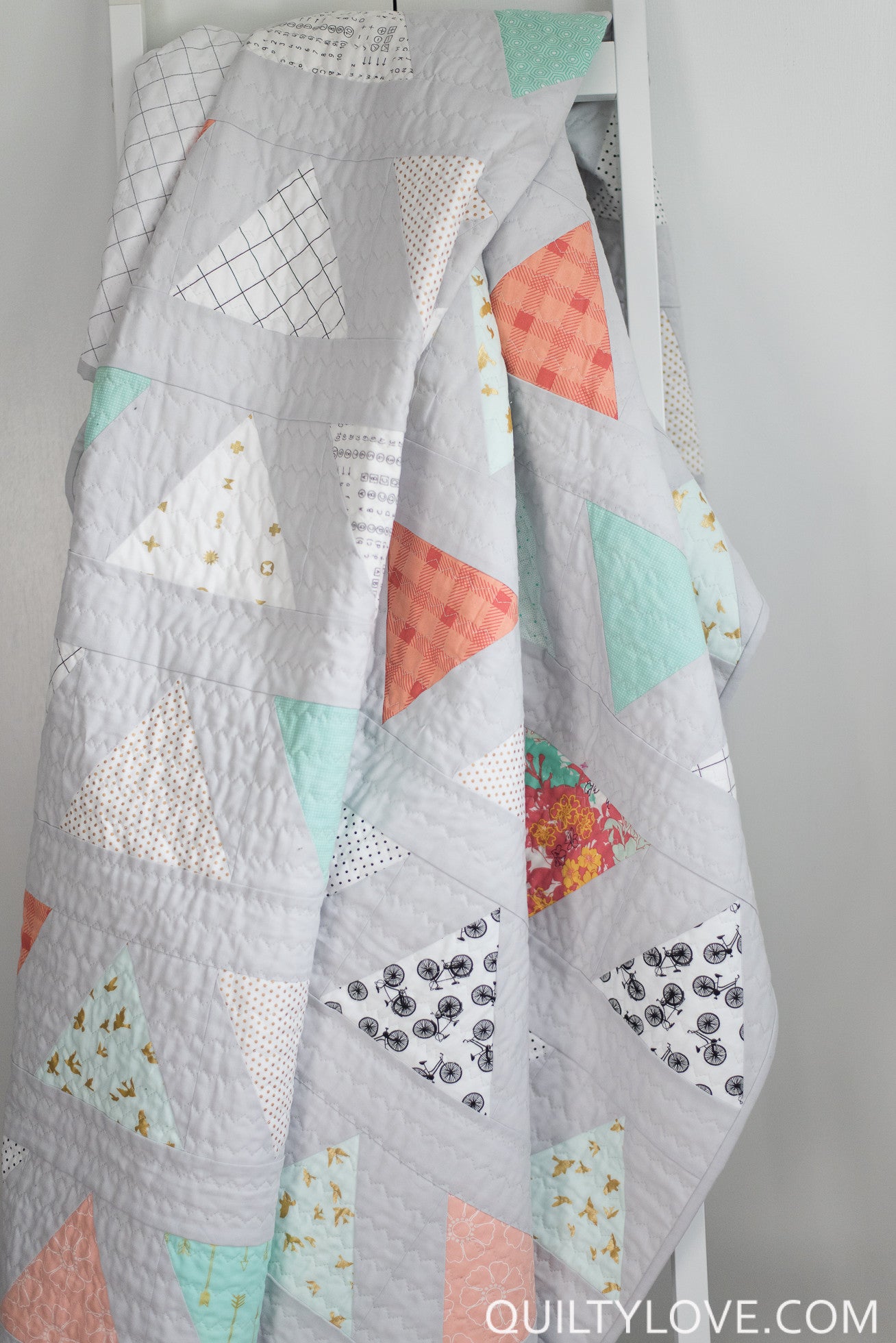 Triangle Pop PAPER quilt pattern