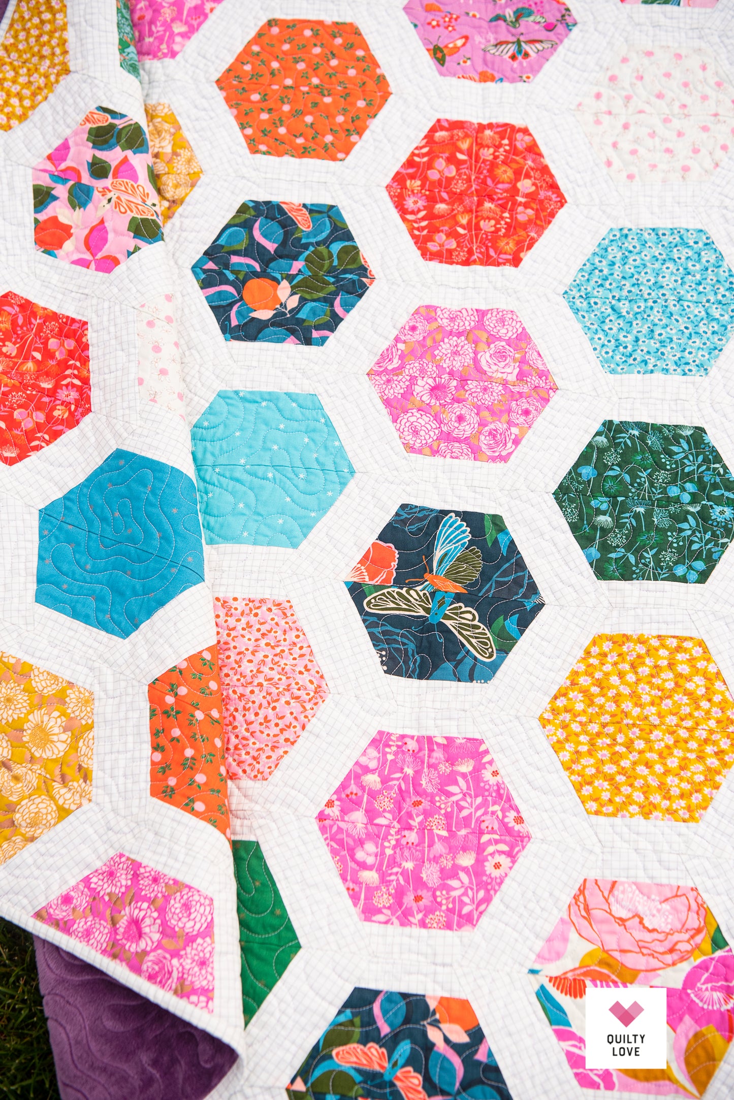 Hexie Framed PAPER Quilt Pattern