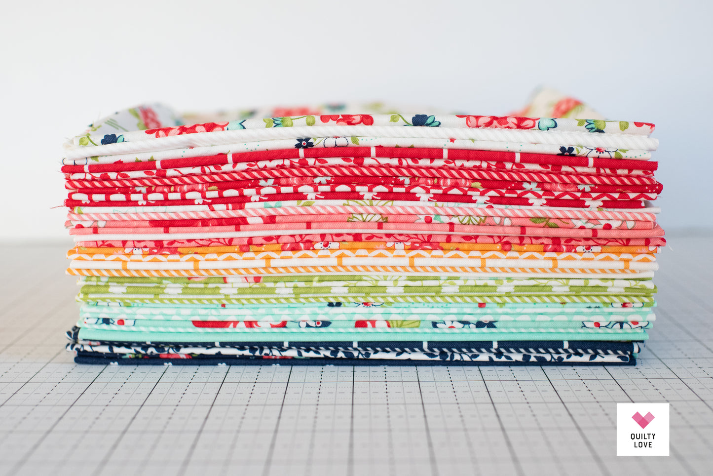 Lucky Log Cabins Quilt Kit - One Fine Day