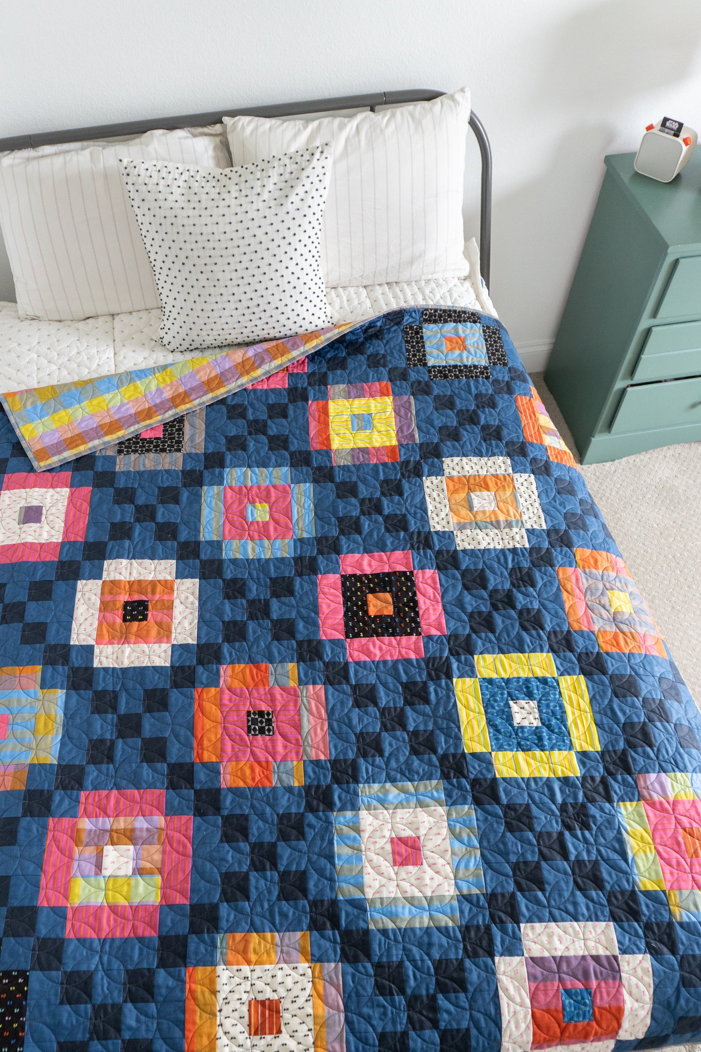 Lucky Links Irish Chain PAPER Quilt Pattern - mailed booklet