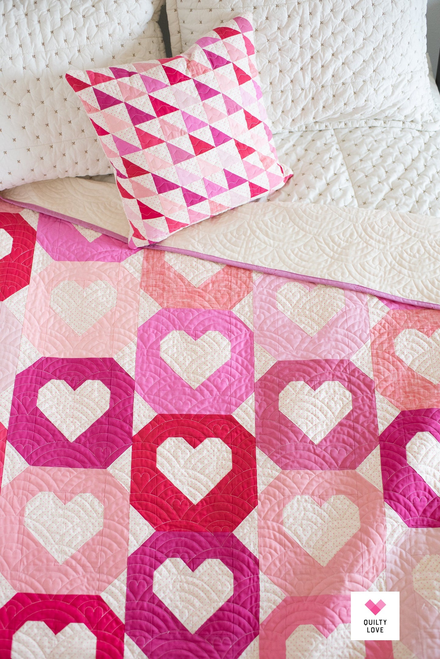 Classic Hearts PRINTED BOOKLET Quilt Pattern