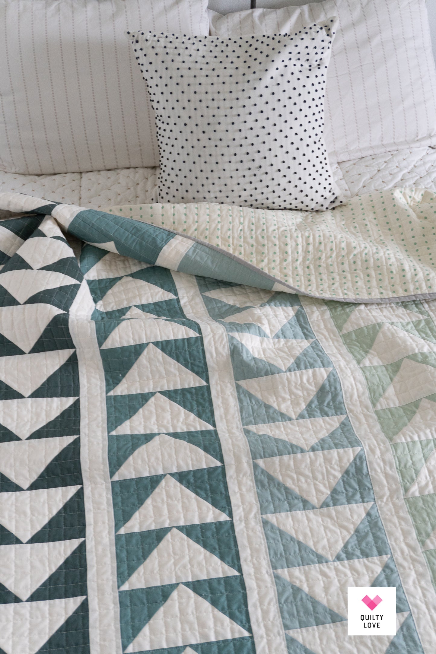 Flying PDF Quilt Pattern-Automatic Download