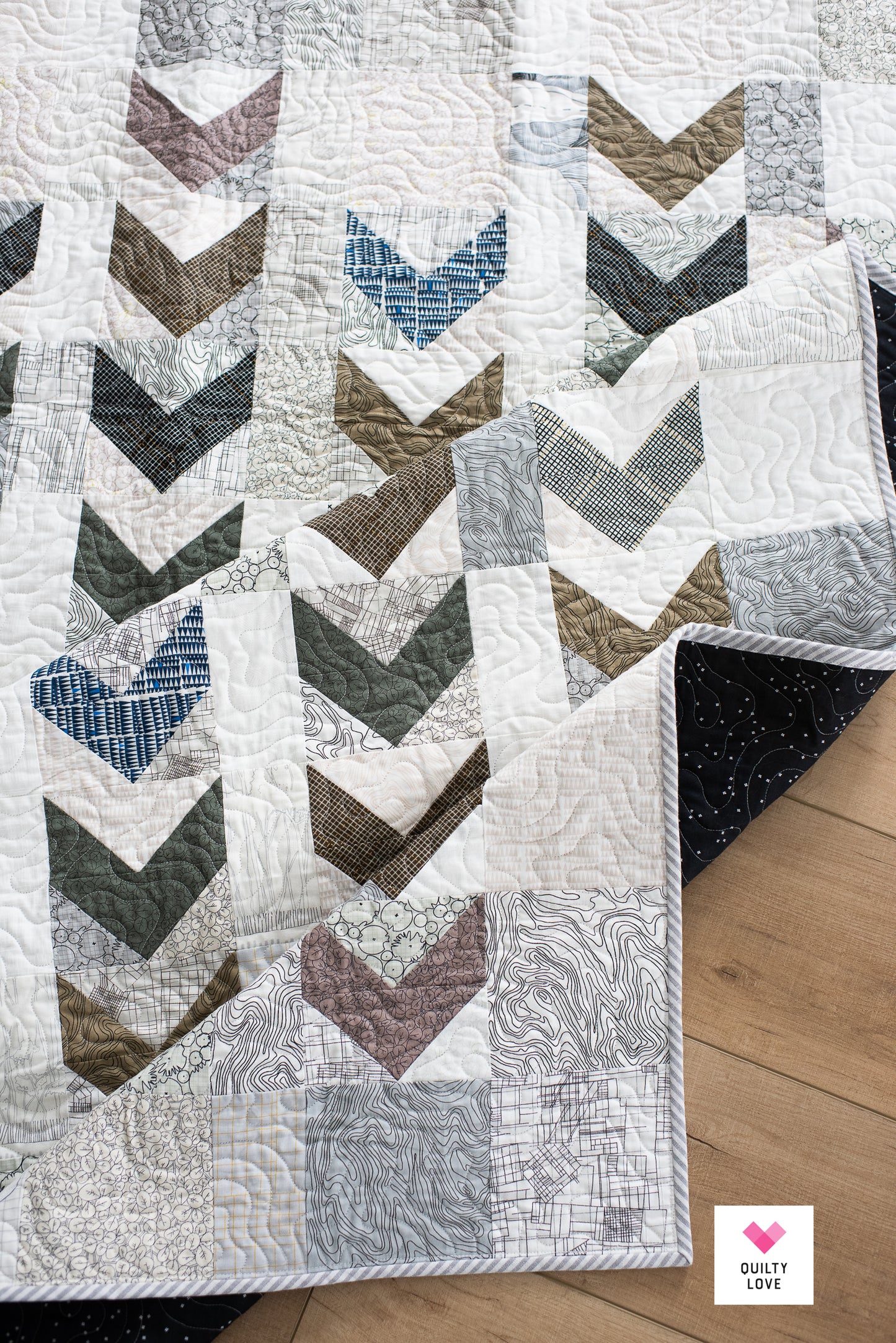 Scrappy Arrows Quilt - The Carolyn Friedlander one