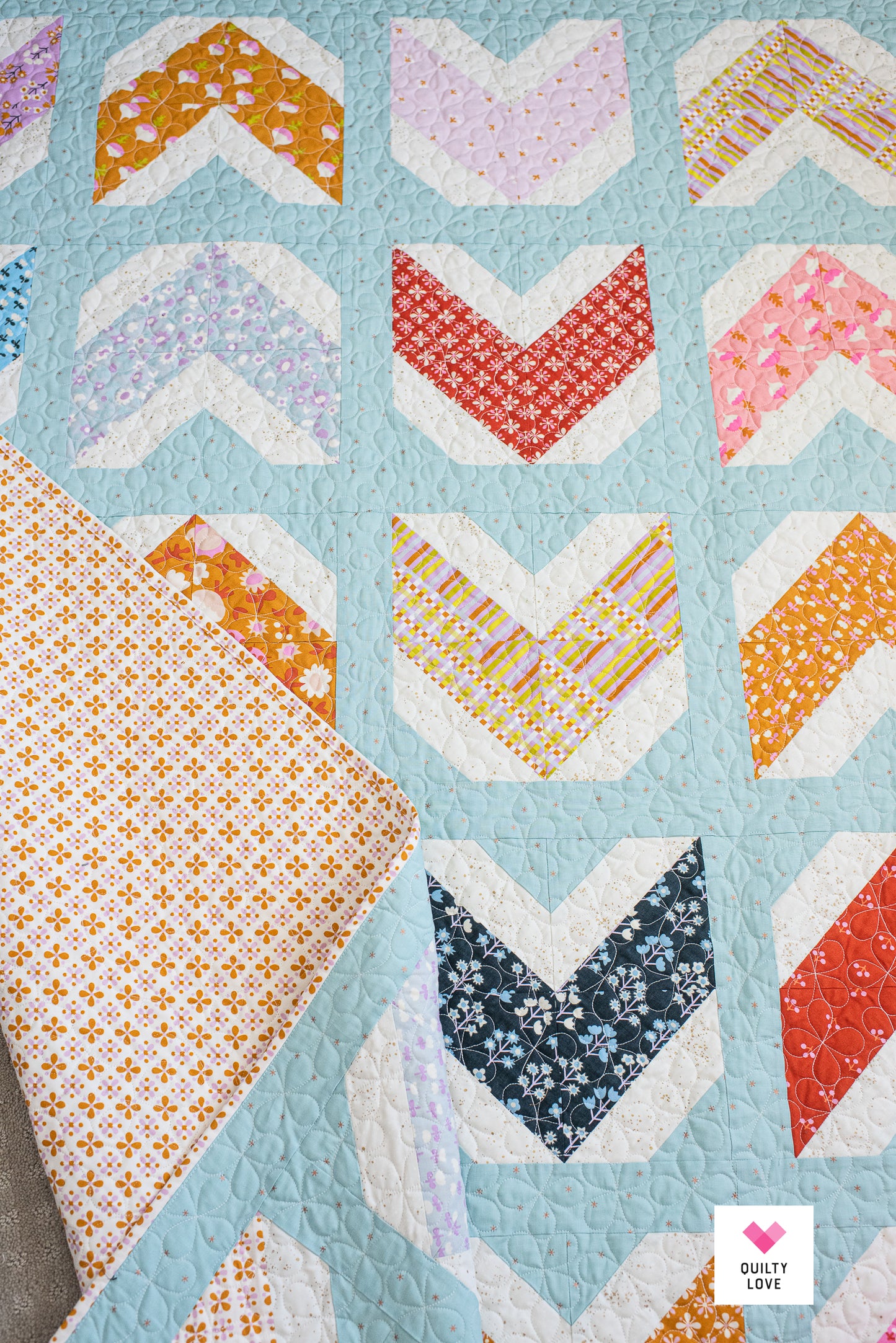 Quilty Arrows PDF quilt pattern