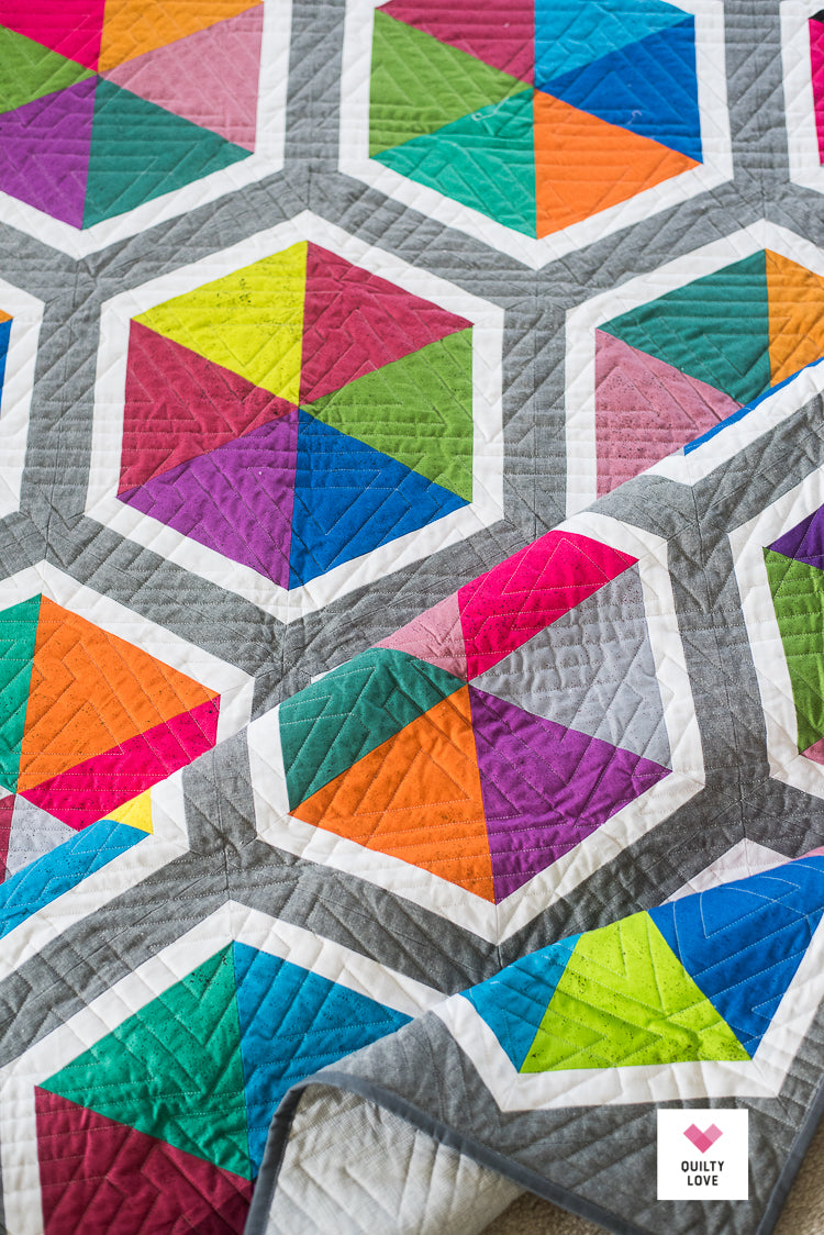 Triangle Hexies PDF quilt pattern