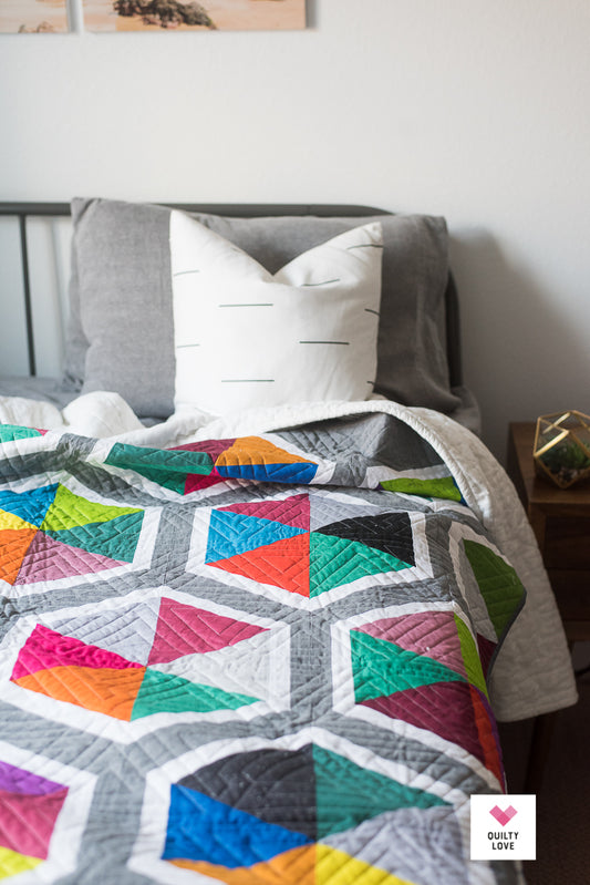Triangle Hexies PDF quilt pattern